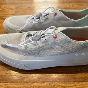 Women’s Columbia water shoes